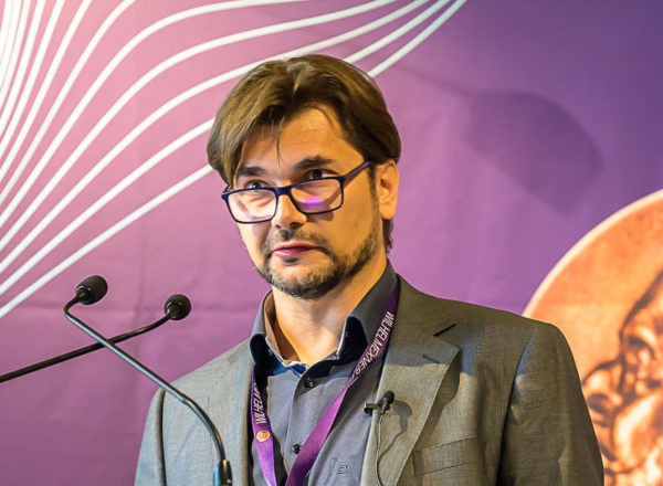 Freddy Kleitz: Materials with nanometer-size pores: New opportunities for healthcare and sustainable technologies