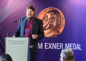 Gernot Oreski: Herausforderungen für neue Material- und Modulentwicklungen in der Photovoltarik