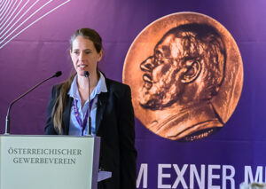 Theresa Rienmüller: Extrazelluläre Stimulation durch photovoltaische Geräte